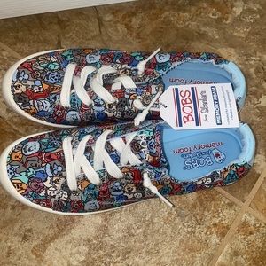 bobs memory foam sketchers, never worn